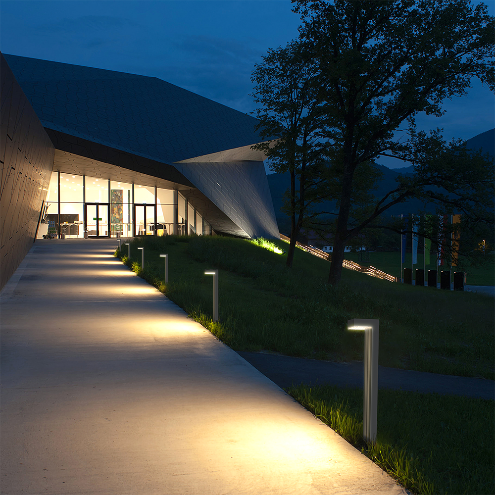 MIRAGE | Solar Garden Light | 1 Watt | 100 Lumens | 3000K | Li-ion battery | IP54 | 1 Year Warranty