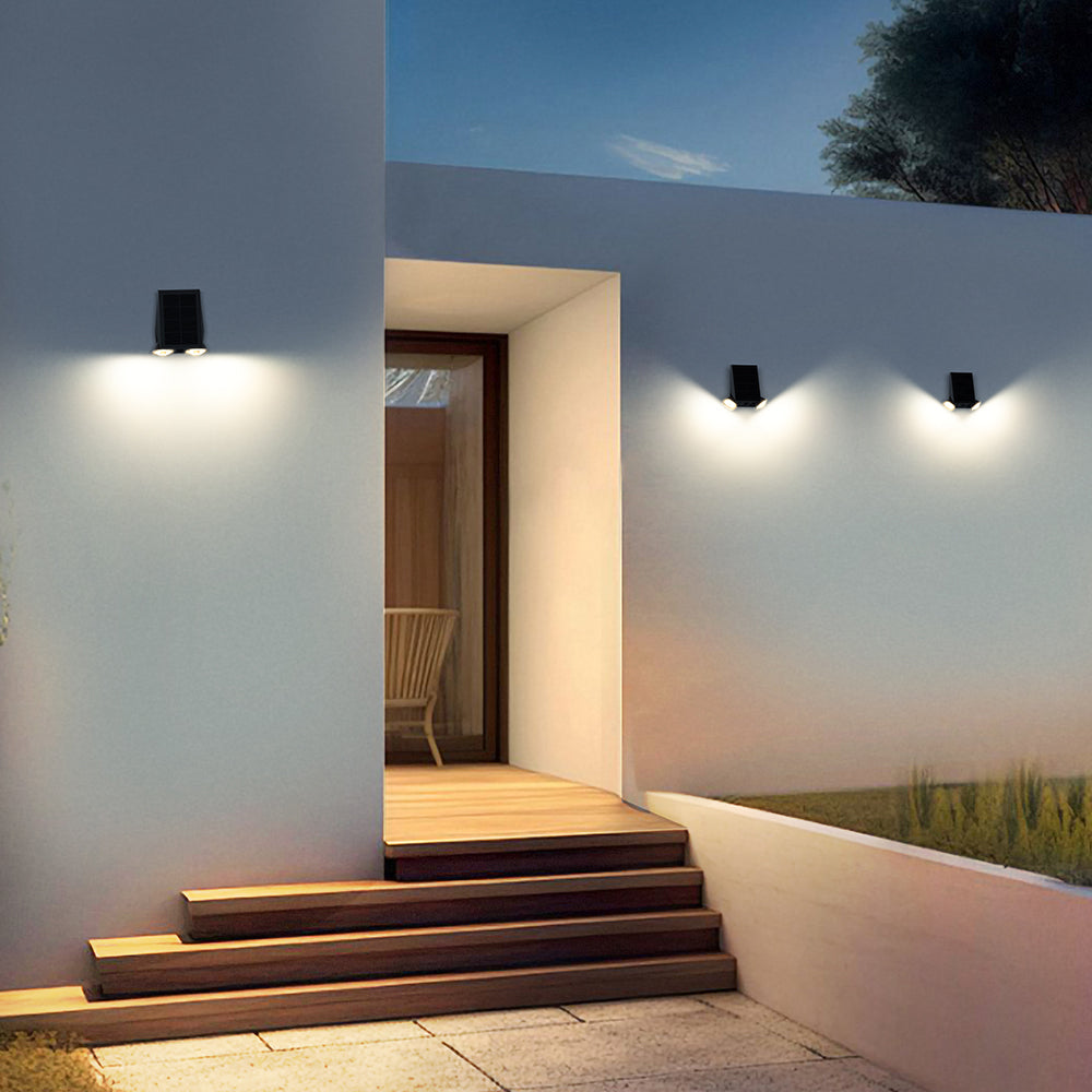 MANTIS | Solar Security Light | 1.3 Watt | 800 Lumens | 4000K | Li